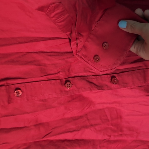 5/20$🍄Le Chateau Red Slim Fit Dress Shirt - Picture 2 of 3